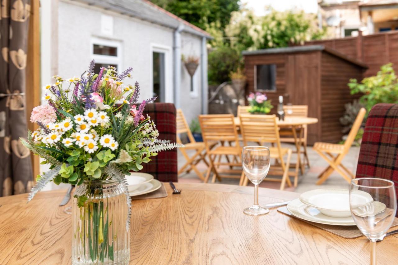 Dormie Cottage, Lovely Bright And Spacious Bungalow With Wood Fire Ballater Buitenkant foto